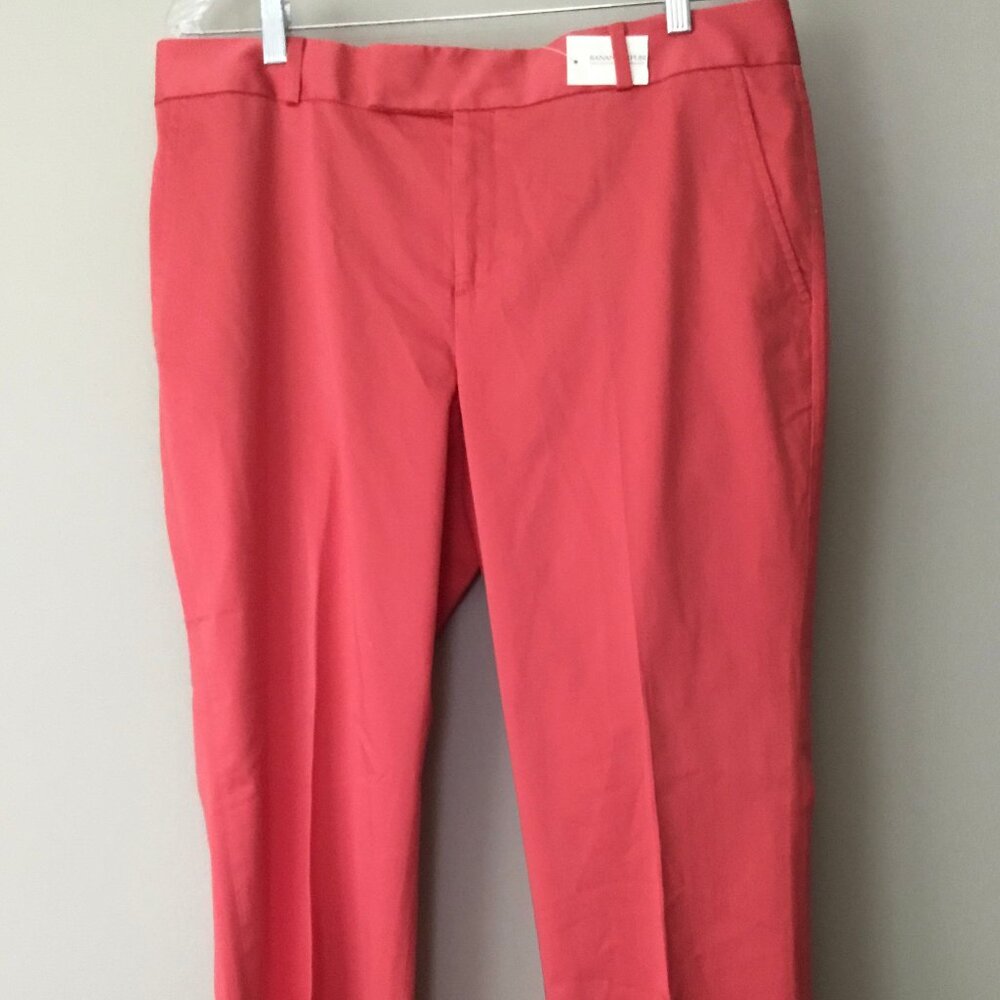 NWT Banana Republic capris pants - size 12